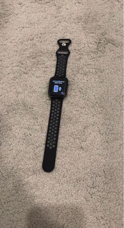 Apple Watch 44MM SE 3