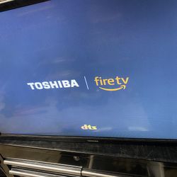 Toshiba Flat Screen TV 28” Screen