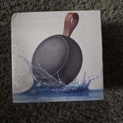 IPX7 Waterproof Shower Portable Bluetooth Speaker