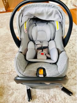 Chicco infant car seat and base
