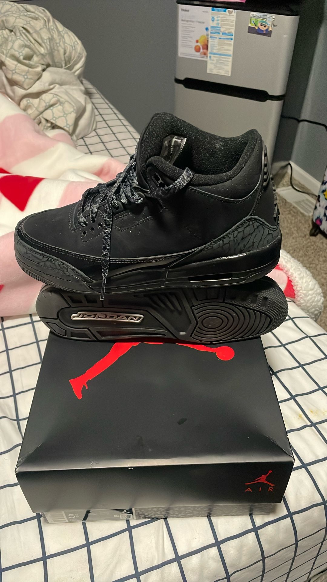 Youth 5.5  Air Jordan Retros