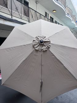 11 Feet Crank Lift Umbrella