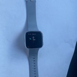 Fitbit Versa 2