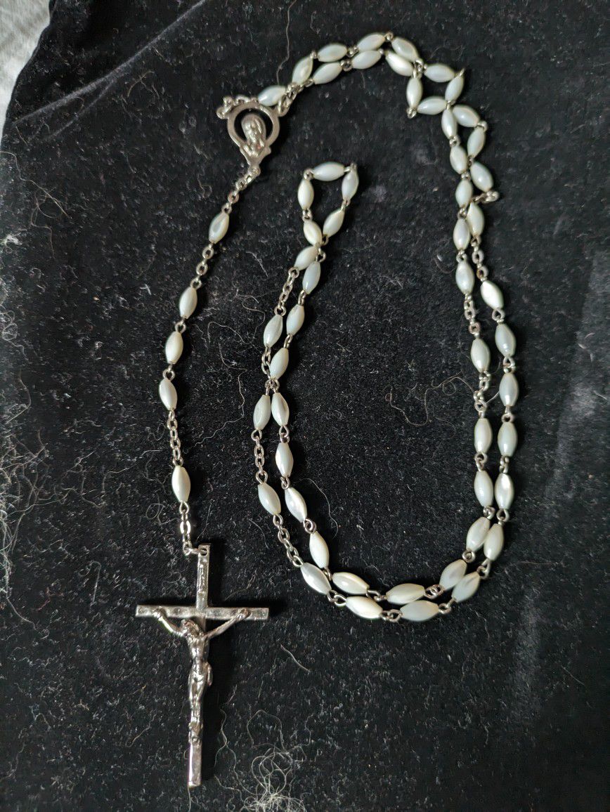 MOTHER OF PEARL/SILVER ROSARY
