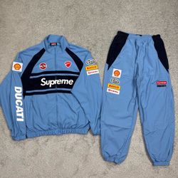 Supreme suit men size Medium