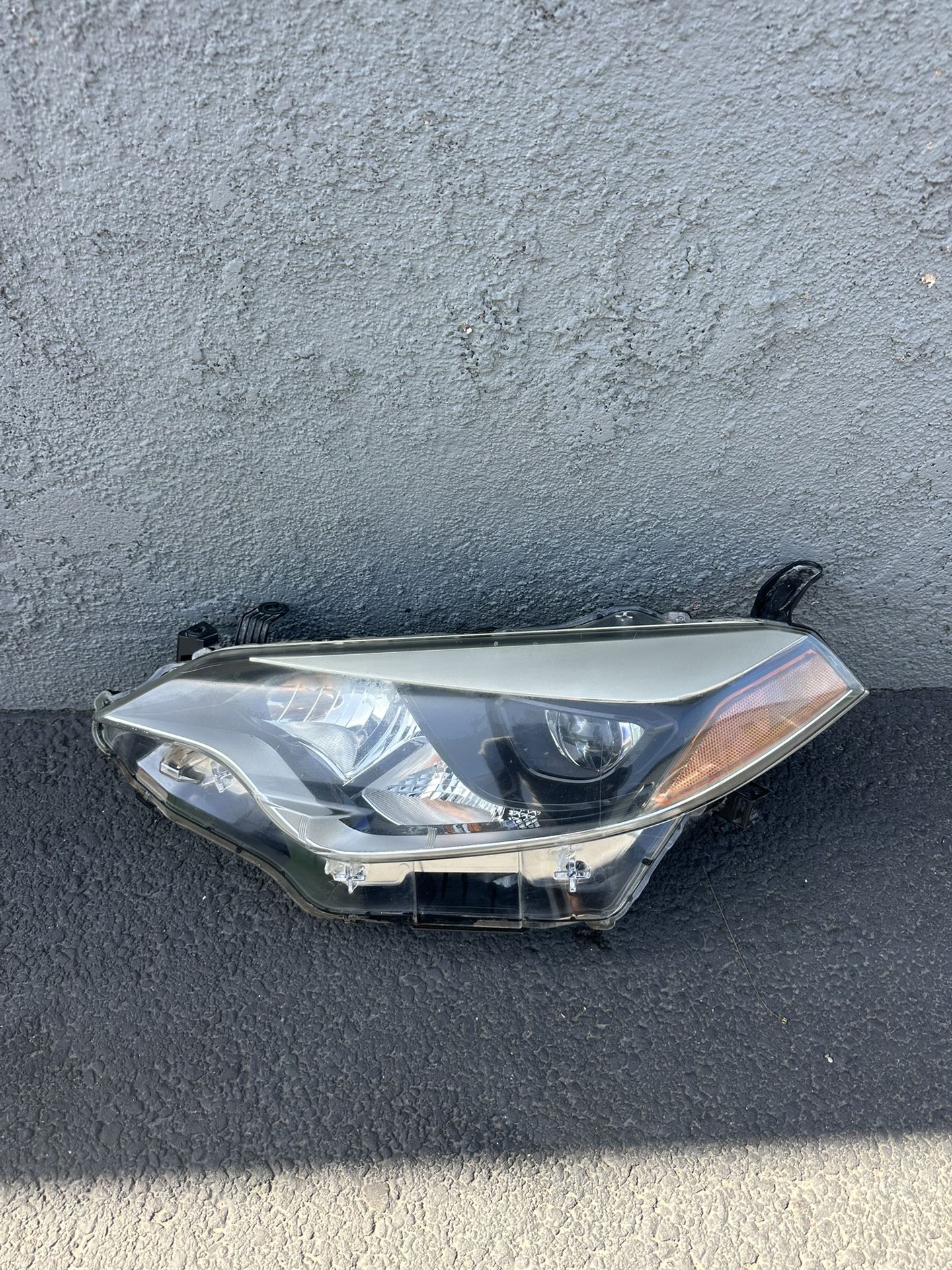 2014-2016 TOYOTA COROLLA LED HEADLIGHT LEFT DEIVE OEM