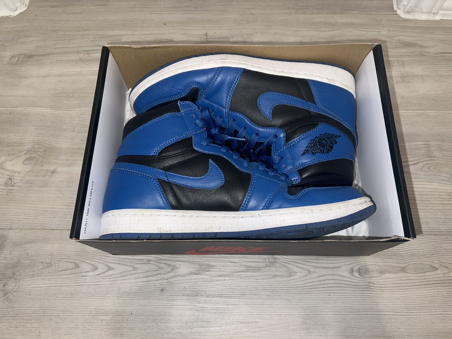 JORDAN 1 (HIGH)