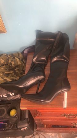 Ladies Femme LA boots (size 11)