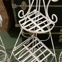 Beautiful White Foldable Plant Stand 