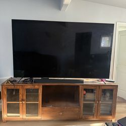 Vizio 80’ TV