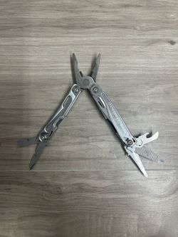 Leatherman Bolster Multi-Tool Stainless Steel (PO1025988)