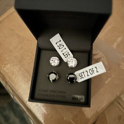 Men’s Earrings. 2 Sets