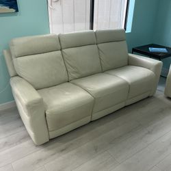  Natuzzi White Leather Sofa & Loveseat  Price Reduced !!