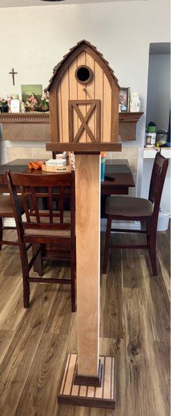 Bird house replica display