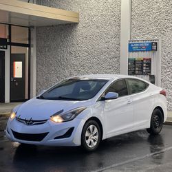2016 Hyundai Elantra 