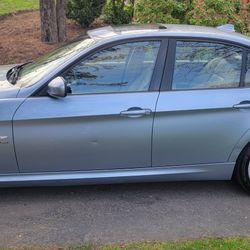2011 BMW 328i X-drive AWD Sedan ..... Runs New!!