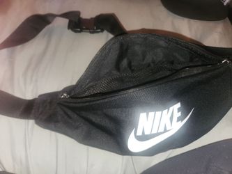 Black Nike Fanny Pack