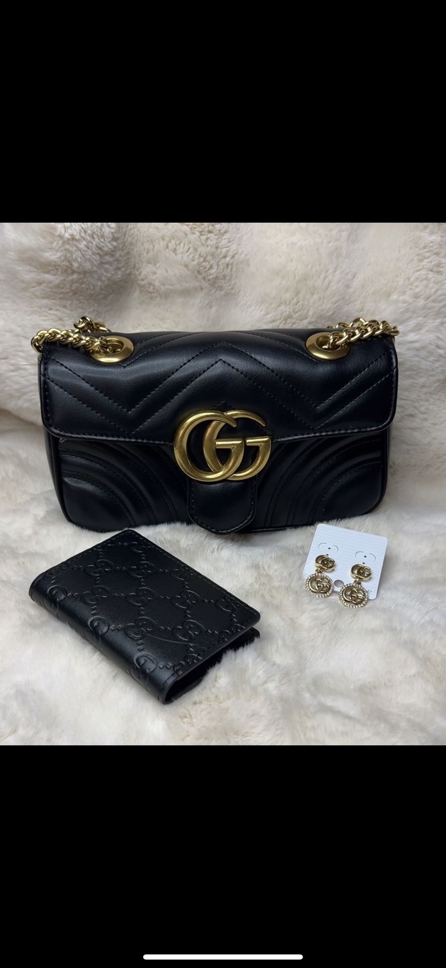 Black Gucci Bag With Wallet And Earrings