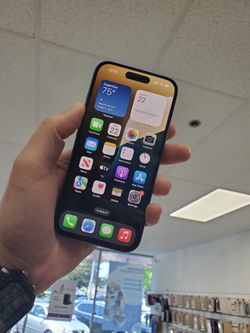 iPhone 16 6.1" (T-Mobile Locked) 128GB Ultramarine Premium Pre-owned