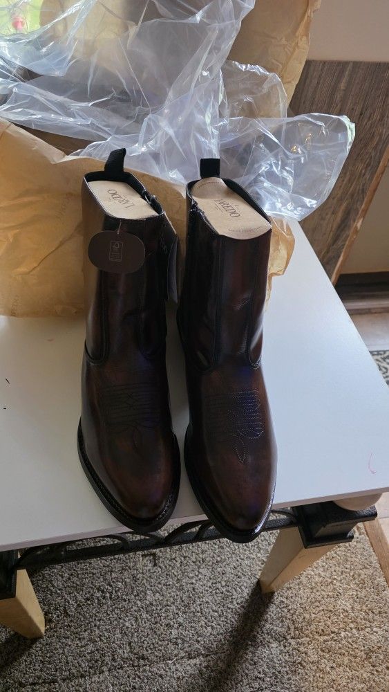 Mens Laredo Boots sz 10.5 EW
