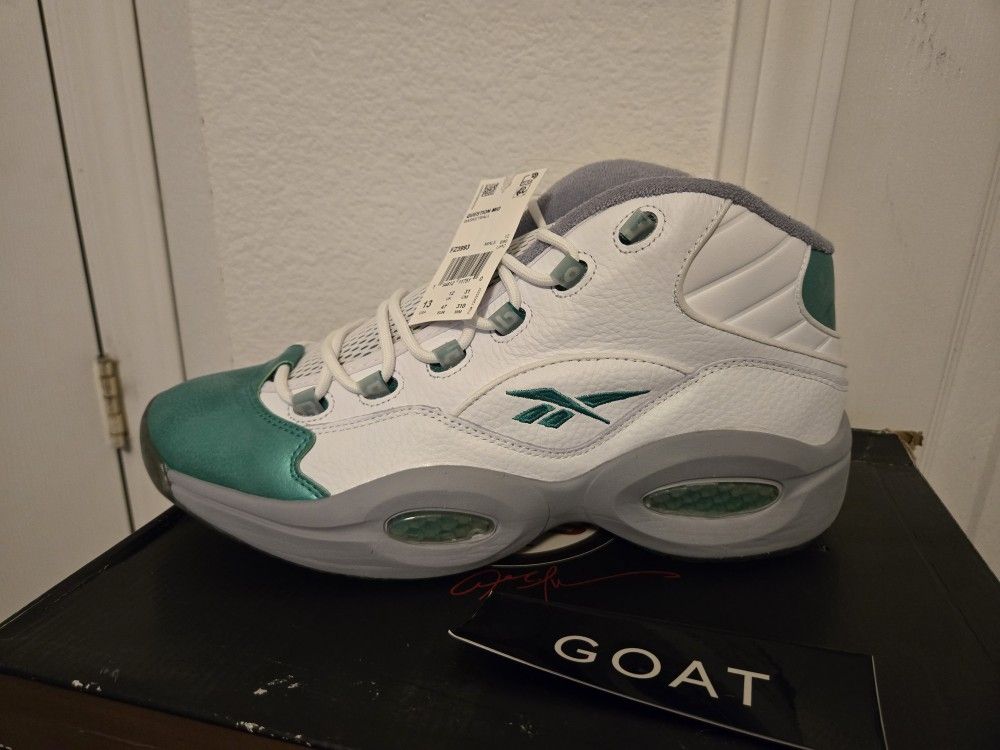 Allen Iverson - Reebok Question Mid Basketball Shoes