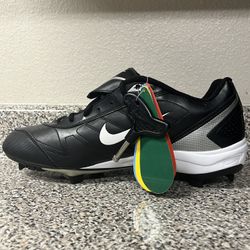 Like new, Nike Fuse II Conversion Men Black Baseball Cleats Shoe & Team Color Inserts 14 M