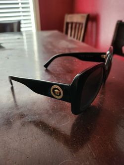 Woman's Versace Sunglasses