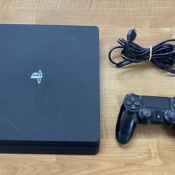 Sony PS4 Slim 