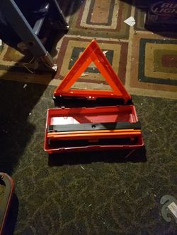 3-EMERGENCY WARNING TRIANGLE