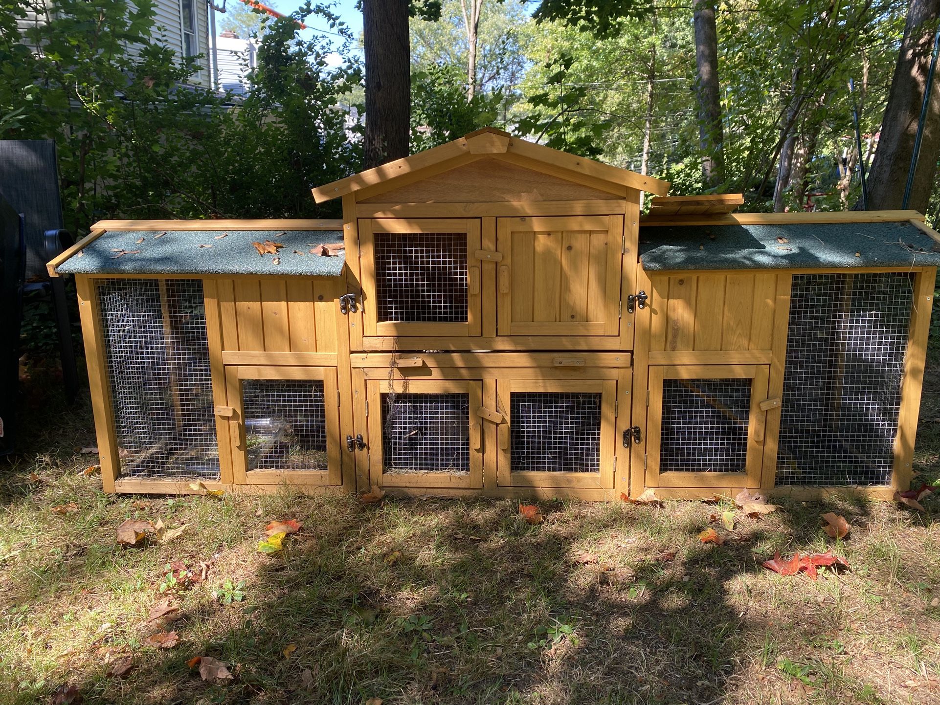 Outdoor Used Bunny Hutch