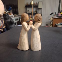 "Sisters By Heart" 2 Piece Sculpted Figurine Set From Willow Tree Collection Created By Artist Susan Lordi For Demdaco 5" Tall