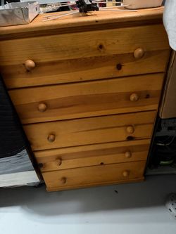 Pine Wood 5-Drawer Dresser