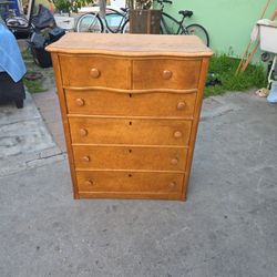 Vintage Dresser Chest 