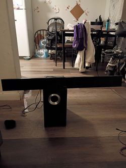 Toshiba sbx 4250 Sound bar and wirerless subwoofer