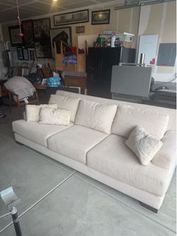 Couch $300 obo
