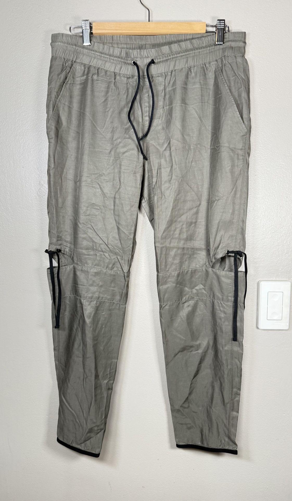 Kith Slit Knee Jogger Pants size M