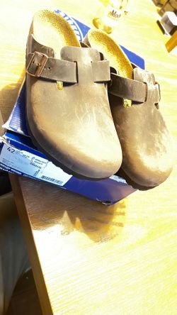 Birkenstock size 9 men’s