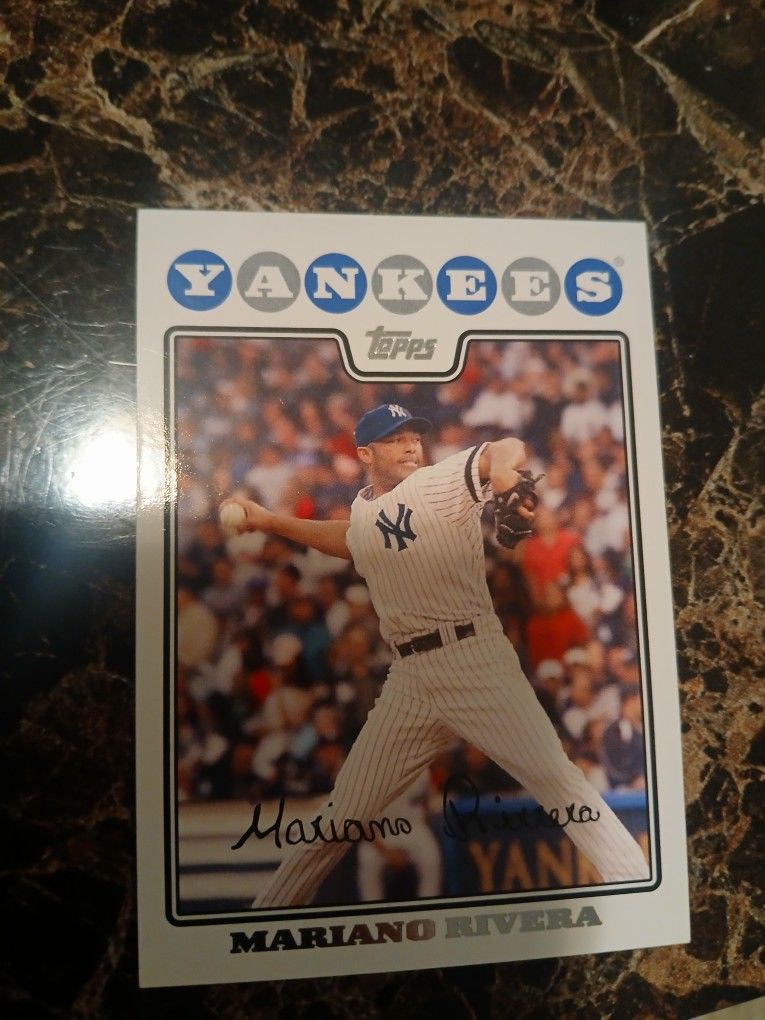 Mariano Rivera Signed Baseball Card