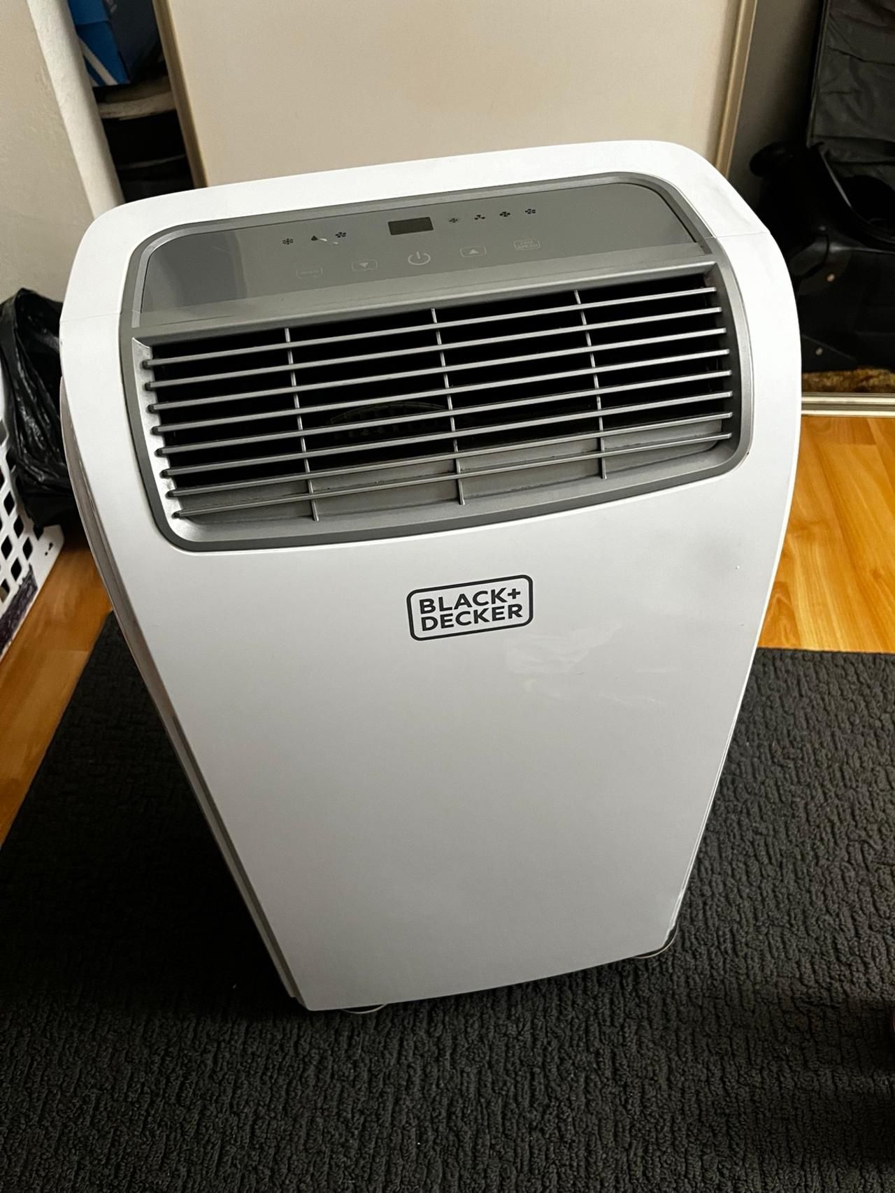 Portable Air Conditioner - Black and Decker 3 in 1, 12,000 BTU