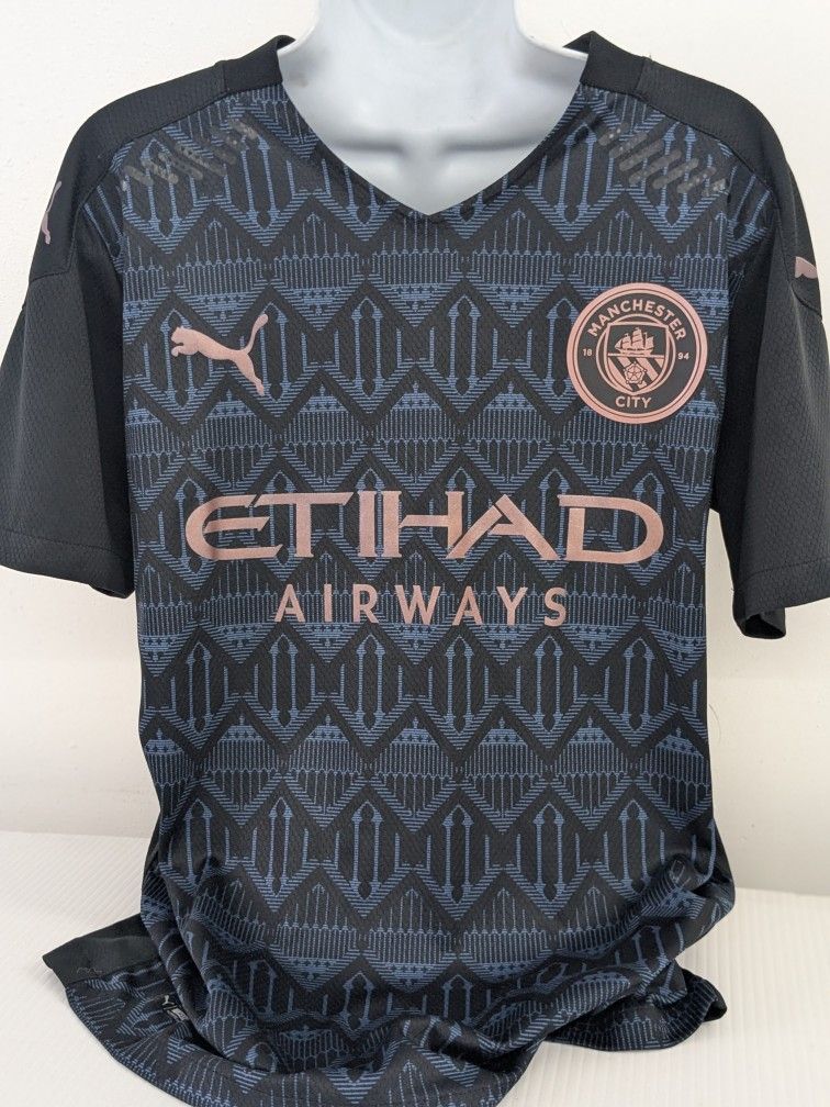 Puma Soccer Jersey Medium $70