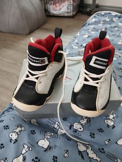 Selling children's Jordan's