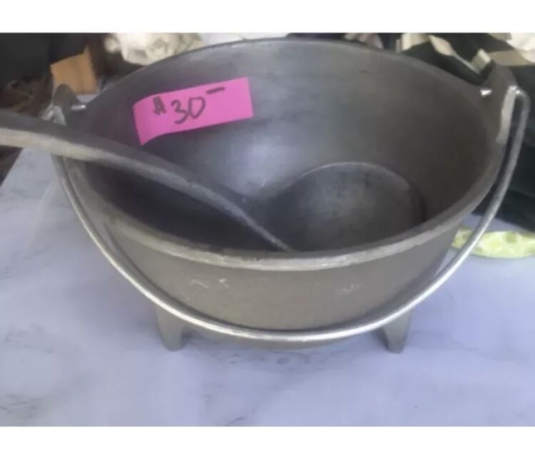🔥💎VINTAGE SOUP R POT J&S MFG. CO. EUGENE, OREGON W/ LADLE🔥Great Collectible!