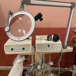 Multifunctional Facial Machine With Accessories 