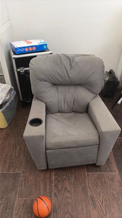 Kids recliner