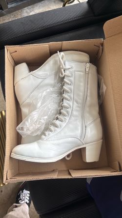 White Floklorico boots