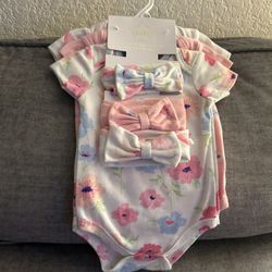 Three Bodysuit  For Baby Girl 6 To 9 Months