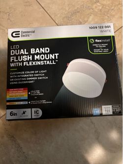 Flush mount light