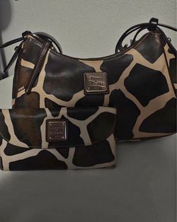 Vintage Dooney & Bourke giraffe print purse and wallet