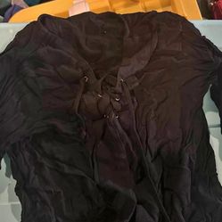 Size Small Women Shirt 