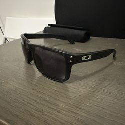 OAKLEY Holbrook Matte Black  Sunglasses